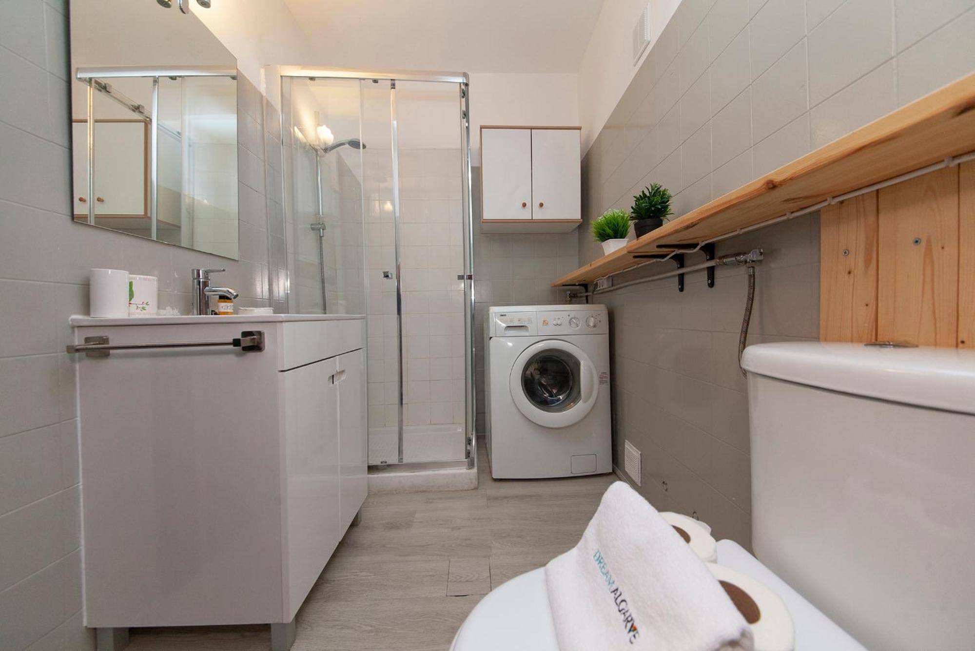 B12 - Pool And Sun Apartment Lagos Dış mekan fotoğraf